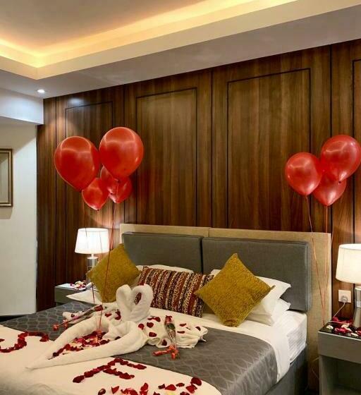 غرفة قياسية, Assalam Palace