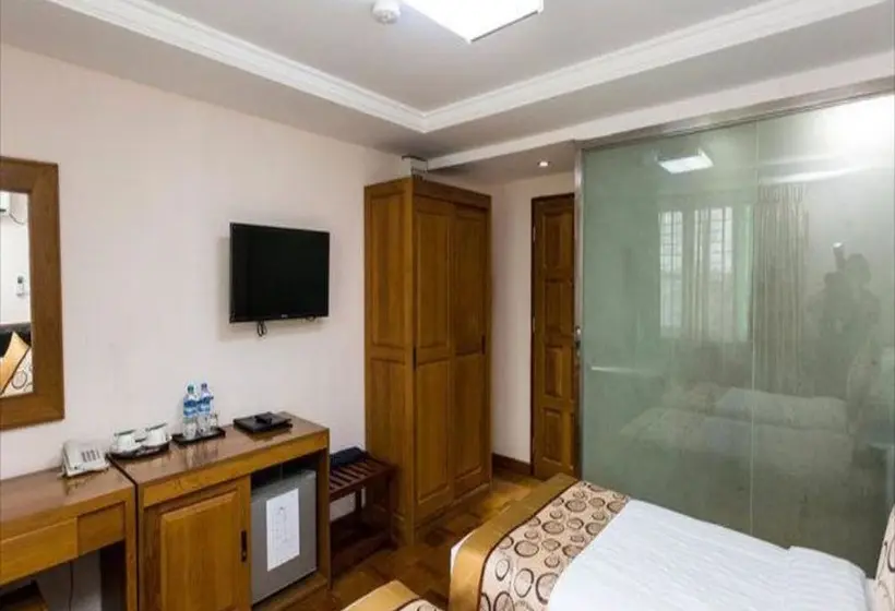 اتاق لوکس, Bahosi
