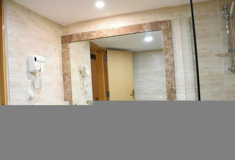 标准单人间, Florida Inn