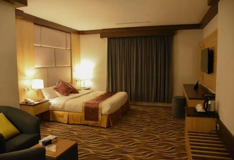 اتاق استاندارد, Florida Inn