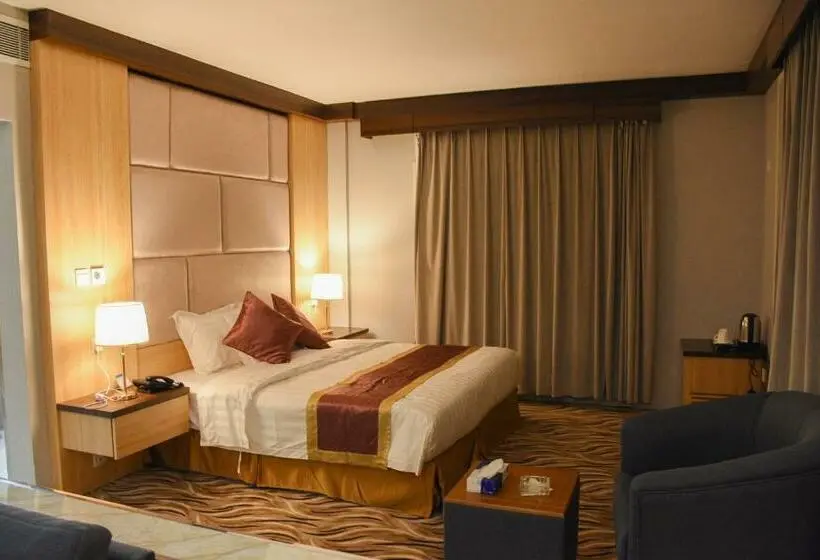 اتاق استاندارد یک نفره, Florida Inn