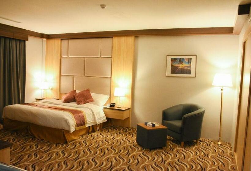 标准间, Florida Inn