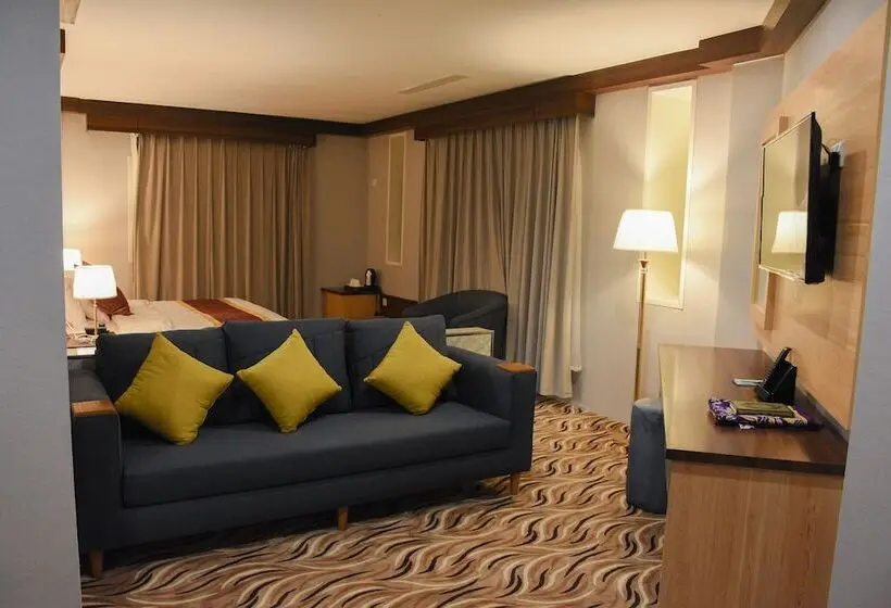 اتاق استاندارد یک نفره, Florida Inn