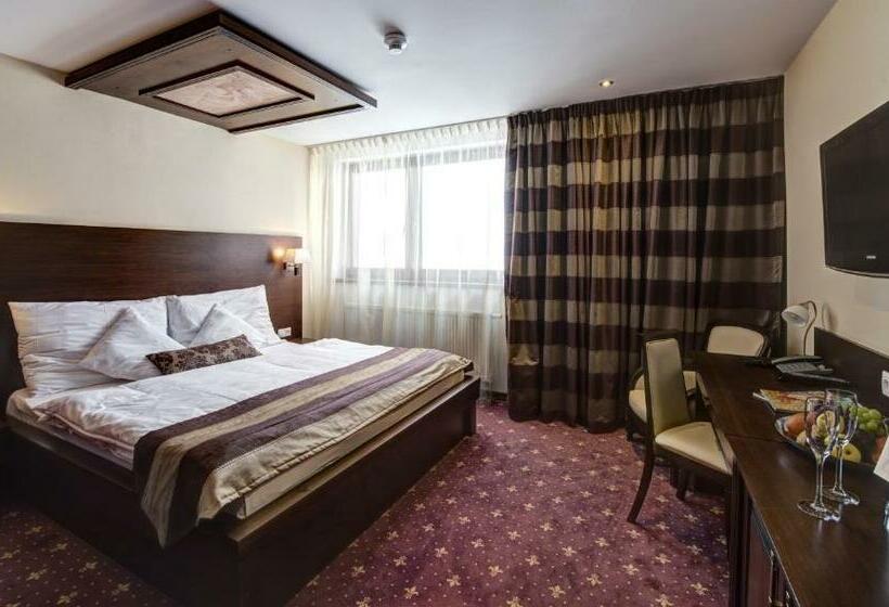 标准间, Galileo Donovaly