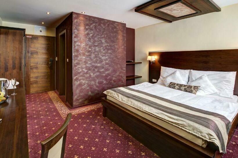 标准间, Galileo Donovaly