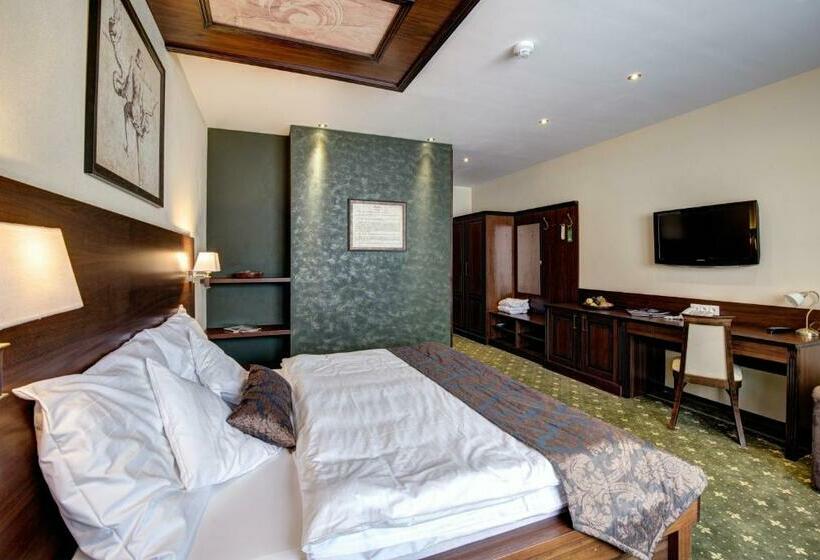 标准间, Galileo Donovaly