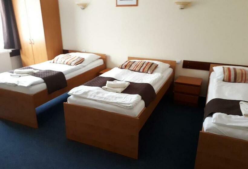 اتاق خانوادگی, Garni Hotel Tatramonti