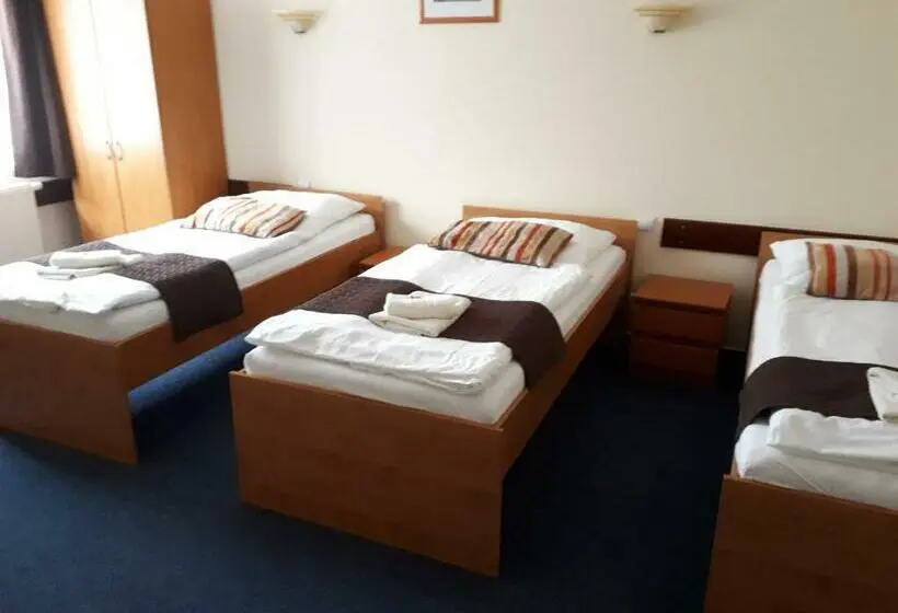 اتاق خانوادگی, Garni Hotel Tatramonti