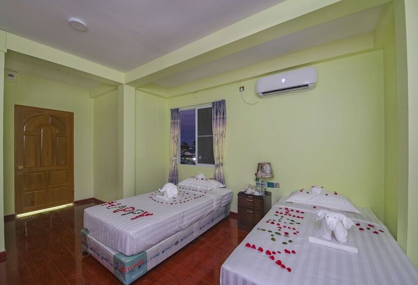 اتاق لوکس, Myat Nan Taw Win