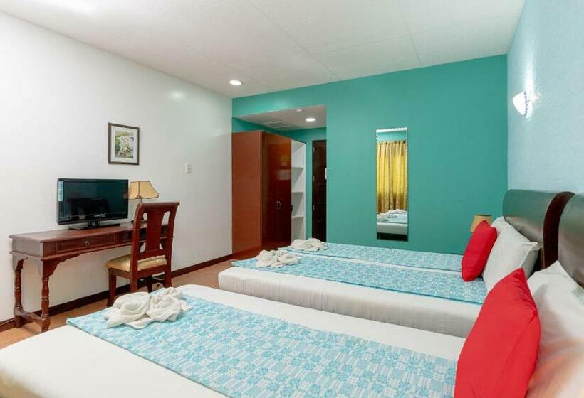 اتاق استاندارد سه نفره, Ovemar Resort