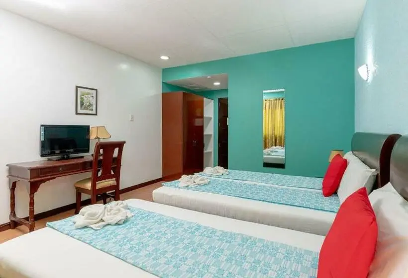 Standard Kolmen Hengen Huone, Ovemar Resort