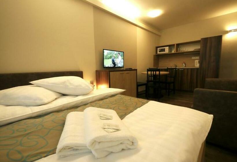 آپارتمان 1 خوابه, Riverside