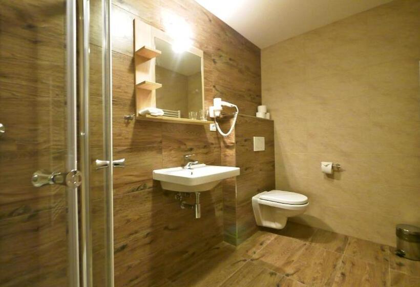 آپارتمان لوکس 1 خوابه, Riverside