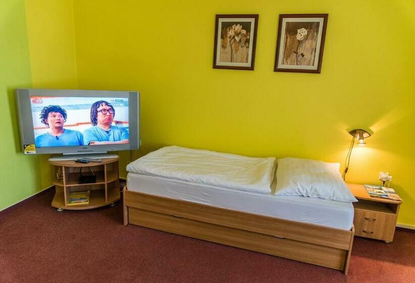 Номер Стандарт, Roháč