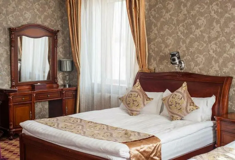 اتاق لوکس با تخت بزرگ, Ub City
