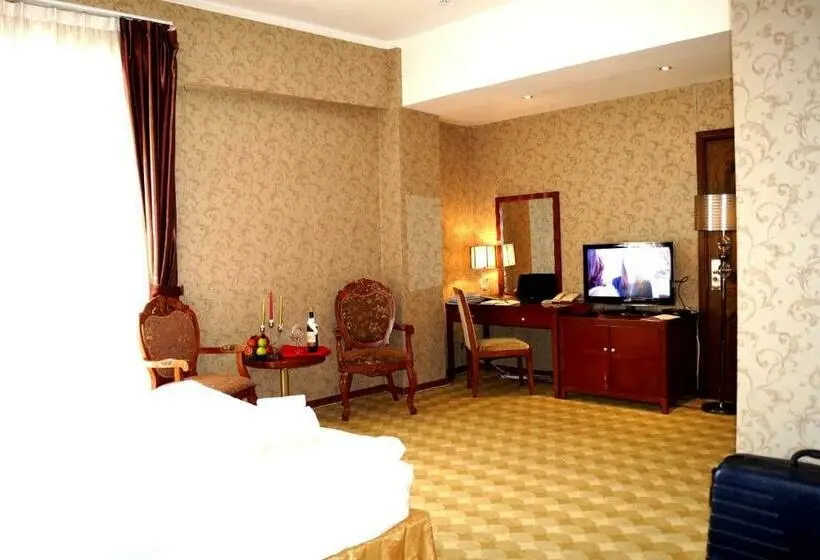 اتاق سوپریور با تخت بزرگ, Ub City