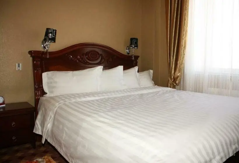 اتاق سوپریور با تخت بزرگ, Ub City