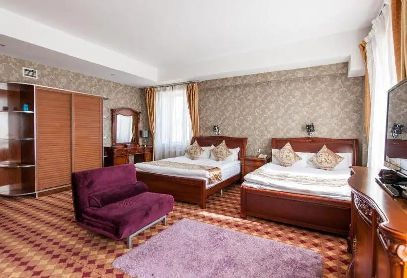 اتاق لوکس, Ub City