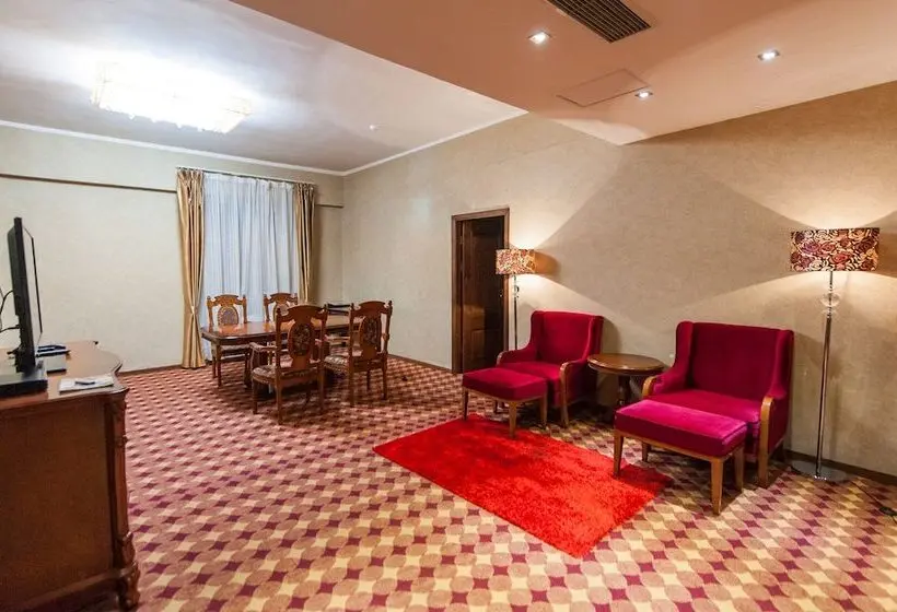 اتاق لوکس, Ub City
