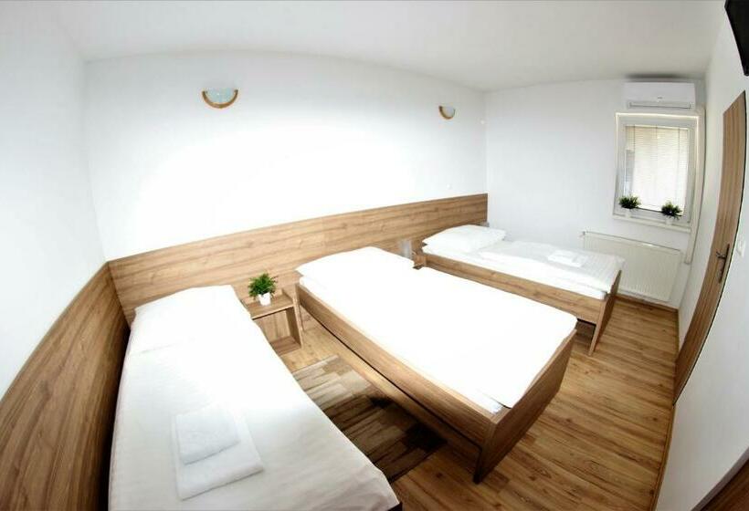 经济房, Vinarsky Dom