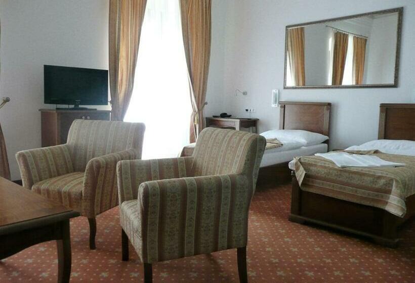 Номер Стандарт, Zámok Topoľčianky