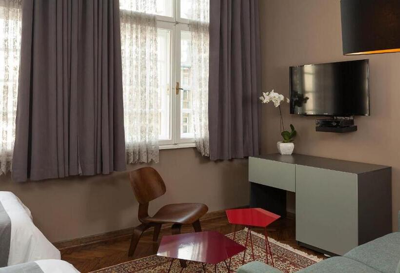 اتاق لوکس, London B&b