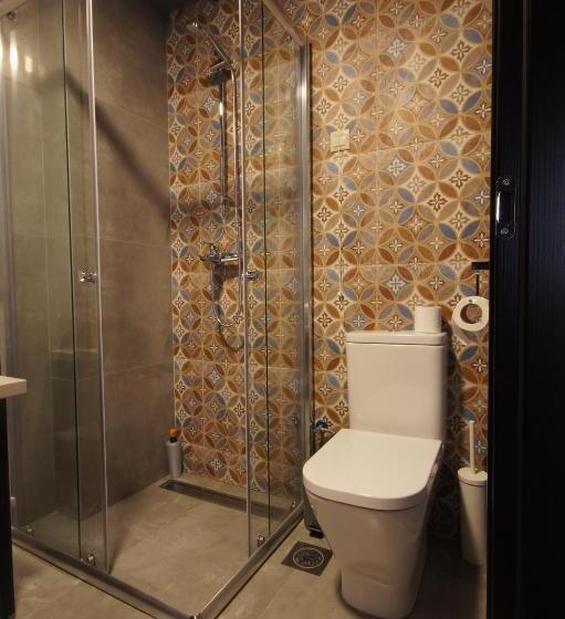 اتاق اکونومی, London B&b