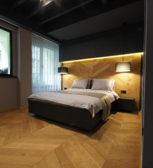 اتاق استاندارد سه نفره, London B&b