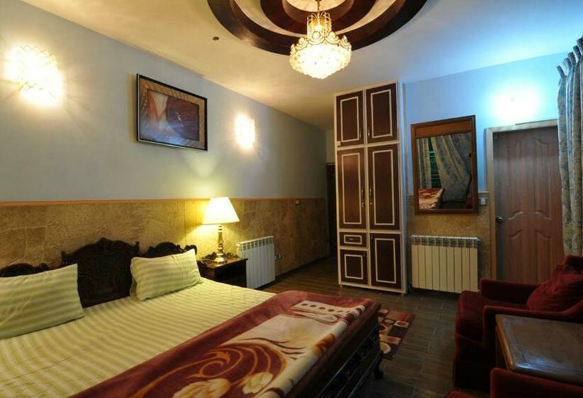 Quarto deluxe, European Complex