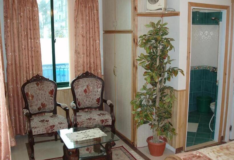 Suite 2 Quartos, European Complex