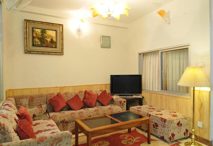 Suite 2 Quartos, European Complex