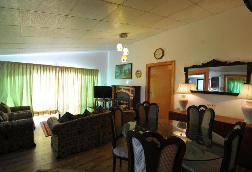 Suite Executiva, European Complex