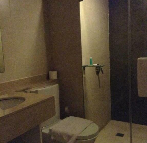 חדר סטנדרט, The B Hotel Alabang