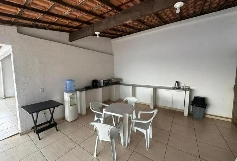 スイート, Studio Aroeira Hospedaje