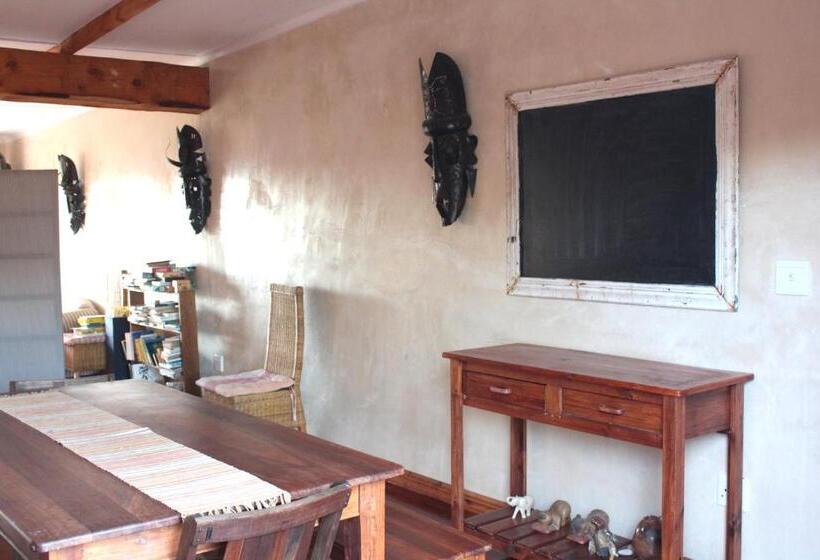 Pokój Rodzinny, Le Petit Karoo Ranch