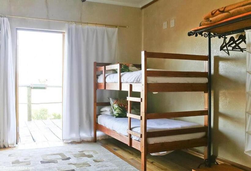 اتاق خانوادگی, Le Petit Karoo Ranch