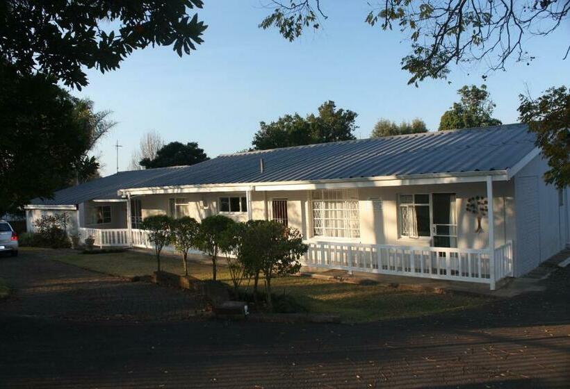 חדר סטנדרט נוף לגינה, Meander In