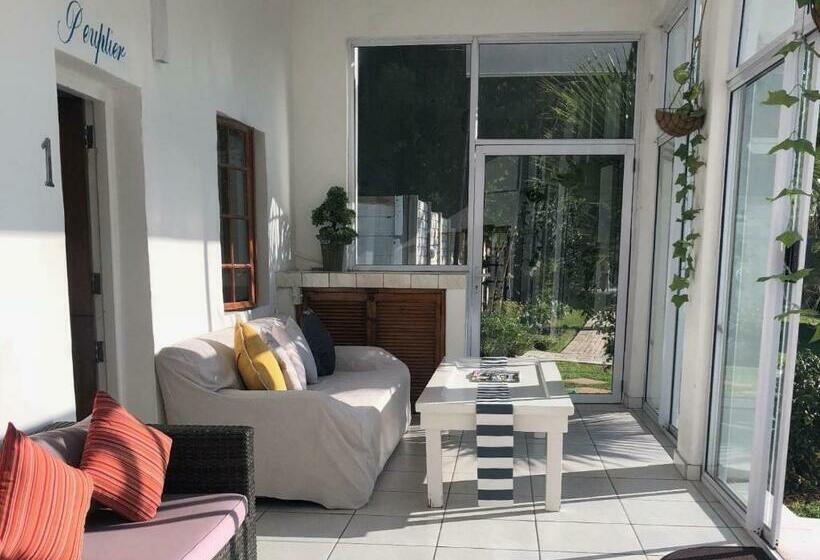 标准间, Muco Guest House