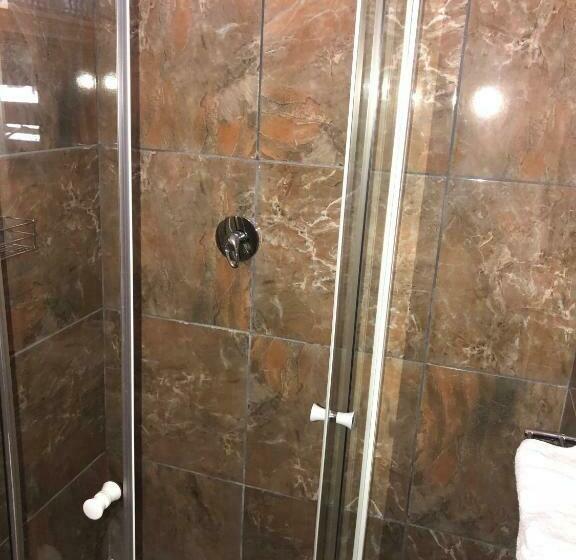 标准间, Muco Guest House