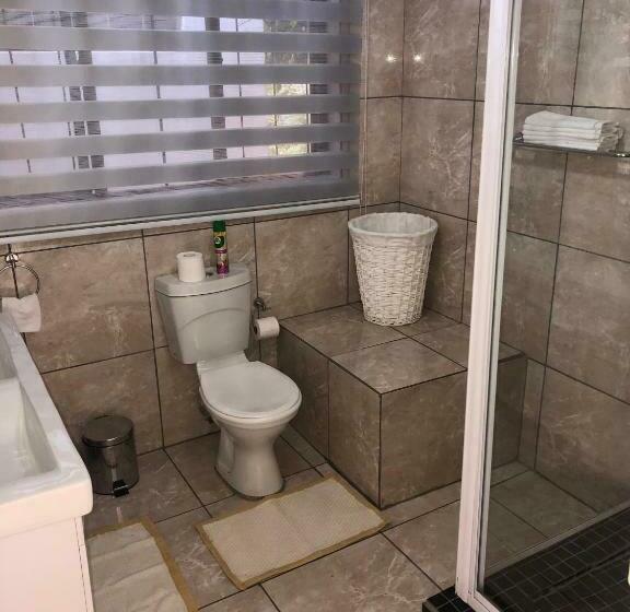 标准间, Muco Guest House