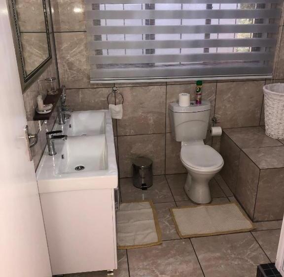 标准间, Muco Guest House