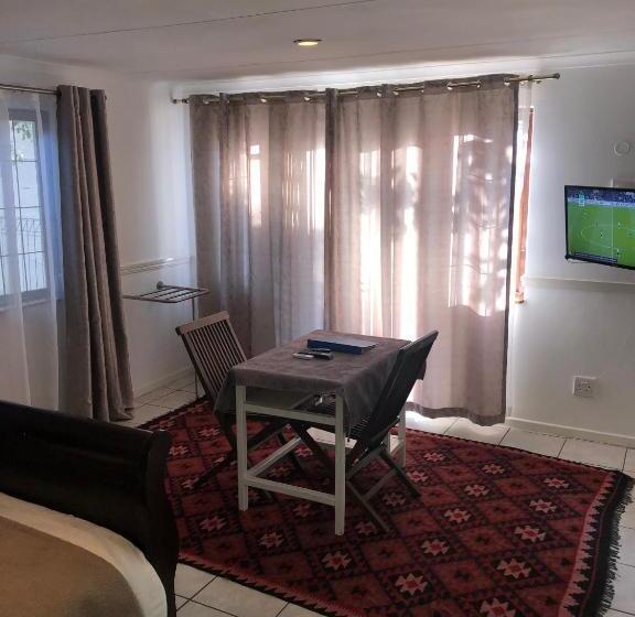 标准间, Muco Guest House