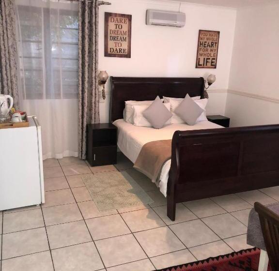 标准间, Muco Guest House