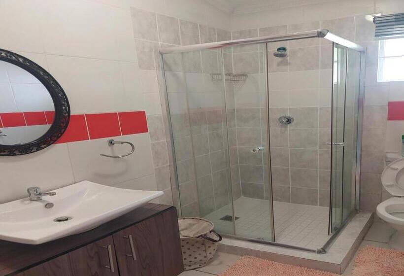 豪华房间, Muco Guest House