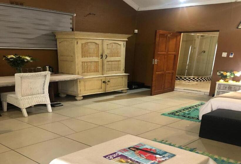 高级客房, Muco Guest House