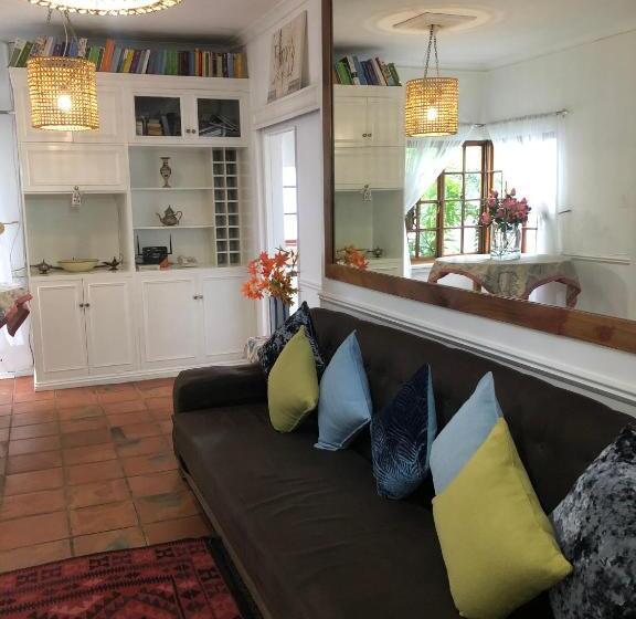 标准间, Muco Guest House