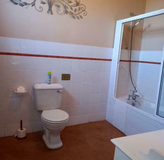 豪华家庭房间, Ongegund Lodge