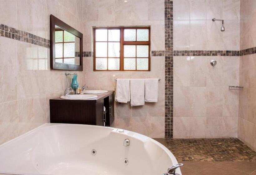 غرفة ديلوكس, Queen Manor Boutique Guest House