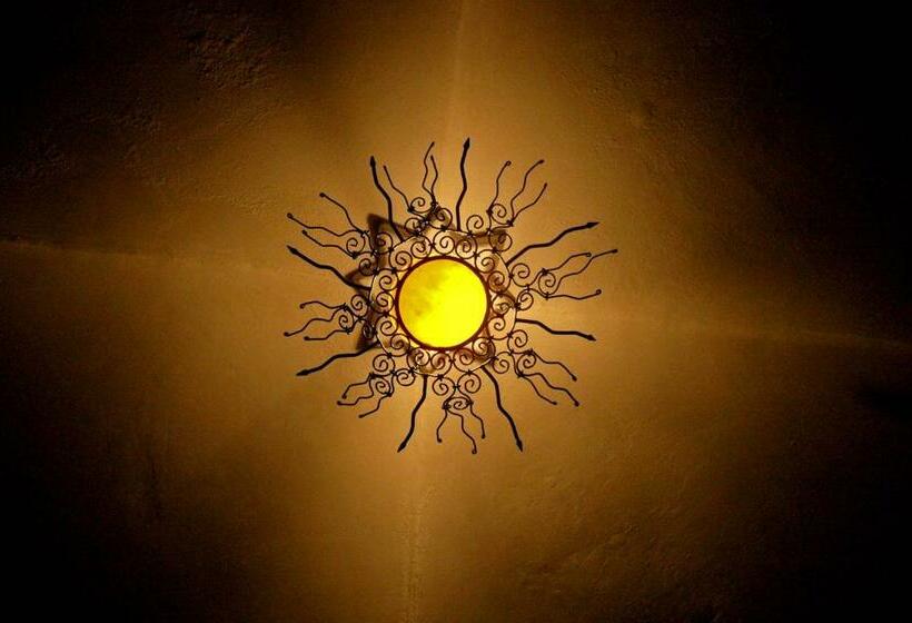 سوییت, Riad Blue Berber