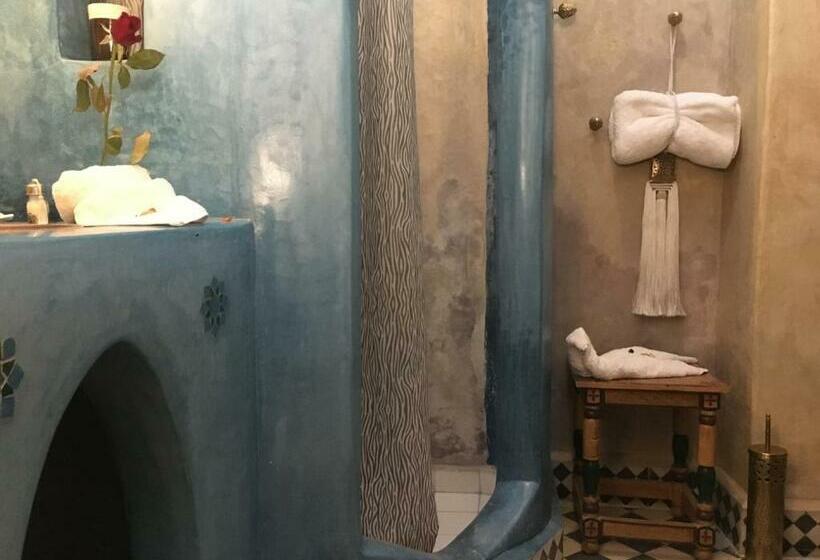 سوییت, Riad Blue Berber